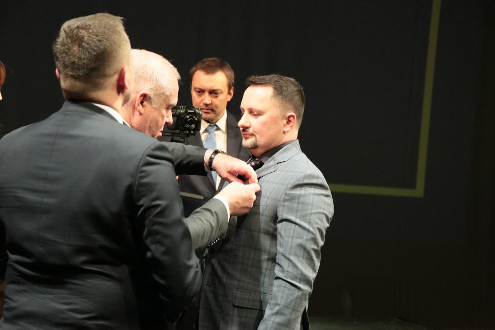 Zdjęcie galerii artykułu: 3.Srebrny medalista - Paweł Budzyn z PUP dla Powiatu Nowosądeckiego - 3.Srebrny medalista - Paweł Budzyn z PUP dla Powiatu Nowosądeckiego